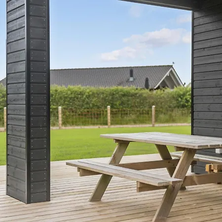 3 Bedroom Awesome In * Hemmet