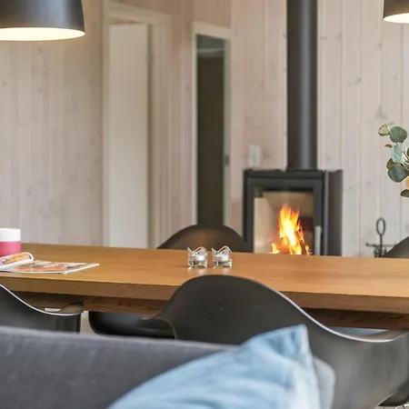 3 Bedroom Awesome In Holiday home