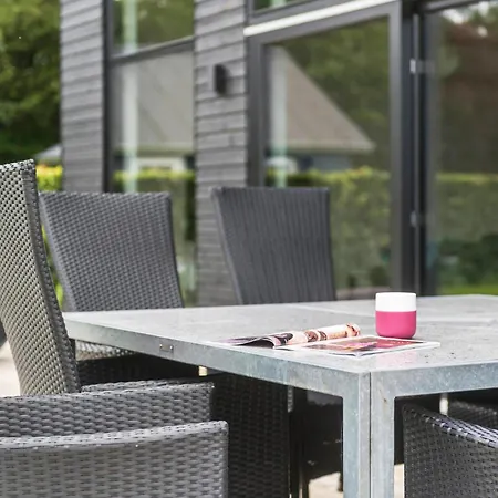 3 Bedroom Awesome In Holiday home