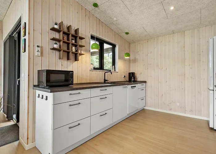 3 Bedroom Awesome In * Hemmet