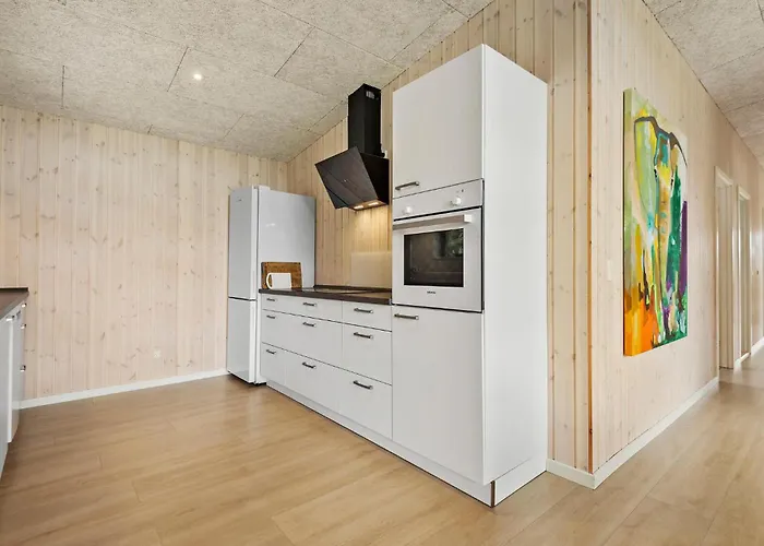 Holiday home 3 Bedroom Awesome In Hemmet