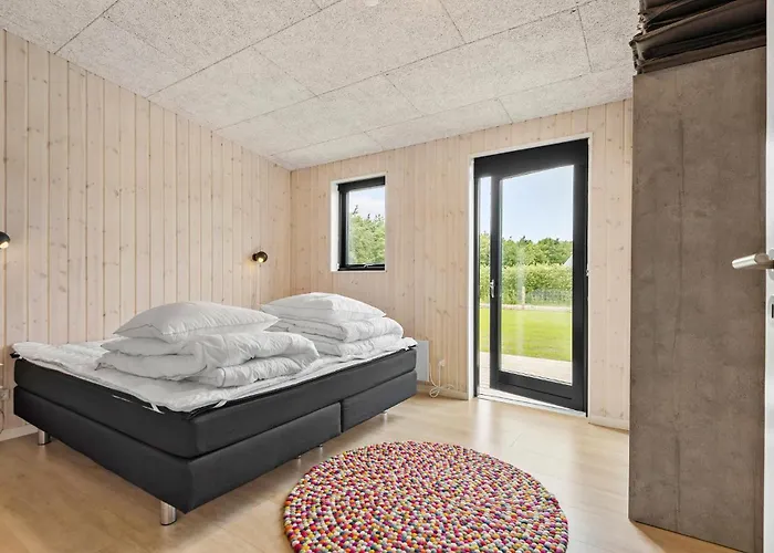Holiday home 3 Bedroom Awesome In *