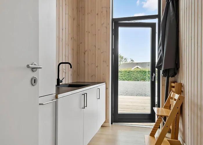 Holiday home 3 Bedroom Awesome In